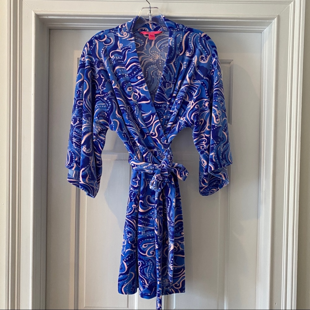 NWOT Lilly Pulitzer Elaine Velour Robe Size XXS/XS